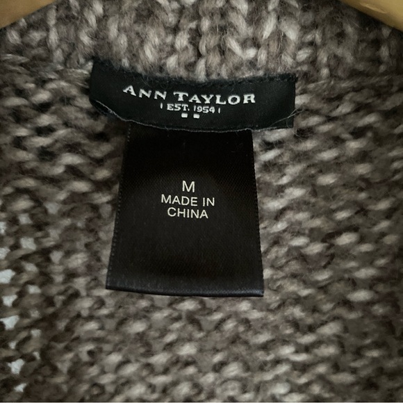 Ann Taylor Women's Brown Cardigan Sweater - Picture 3 of 6